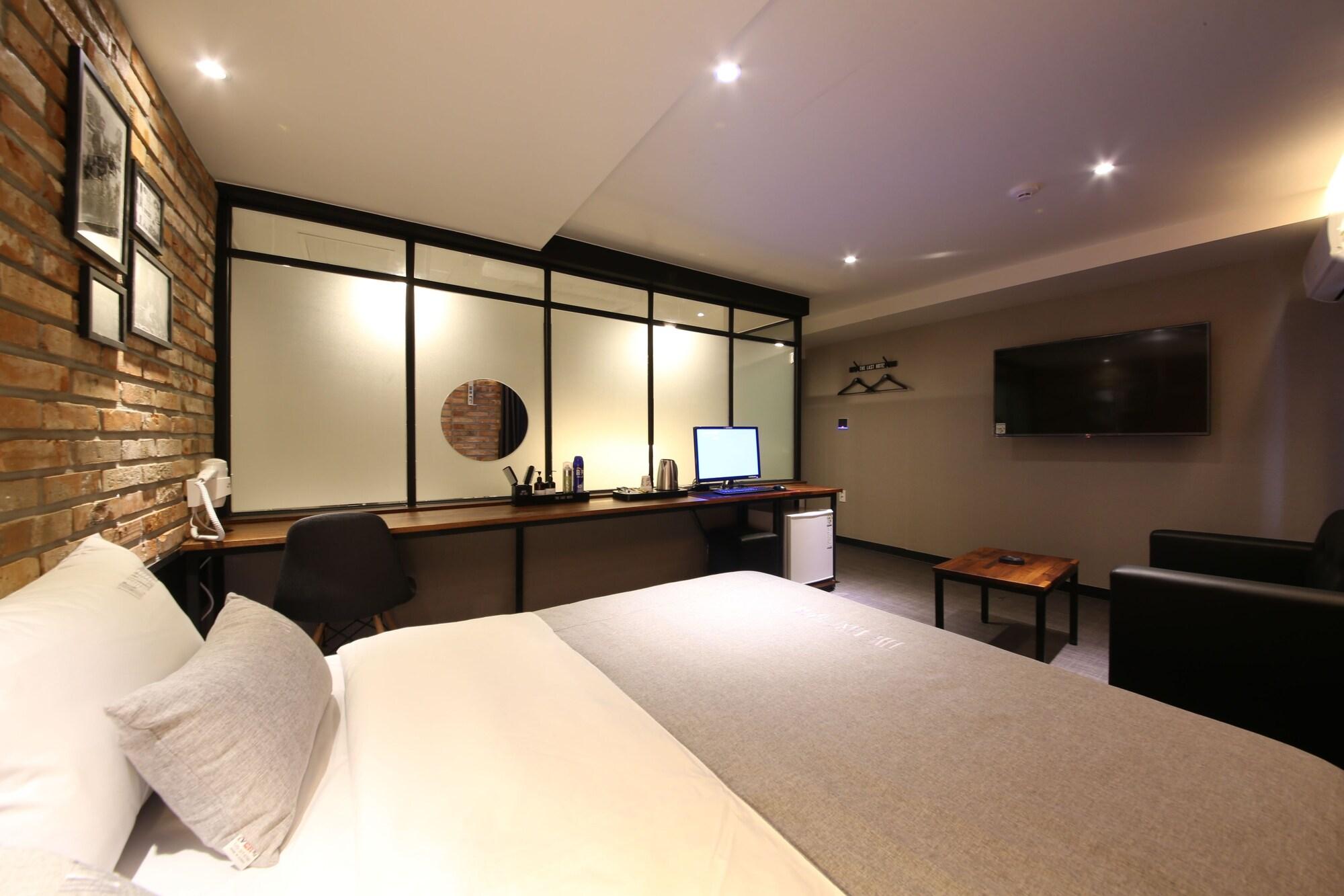 The Last Hotel Nampo Busan Buitenkant foto