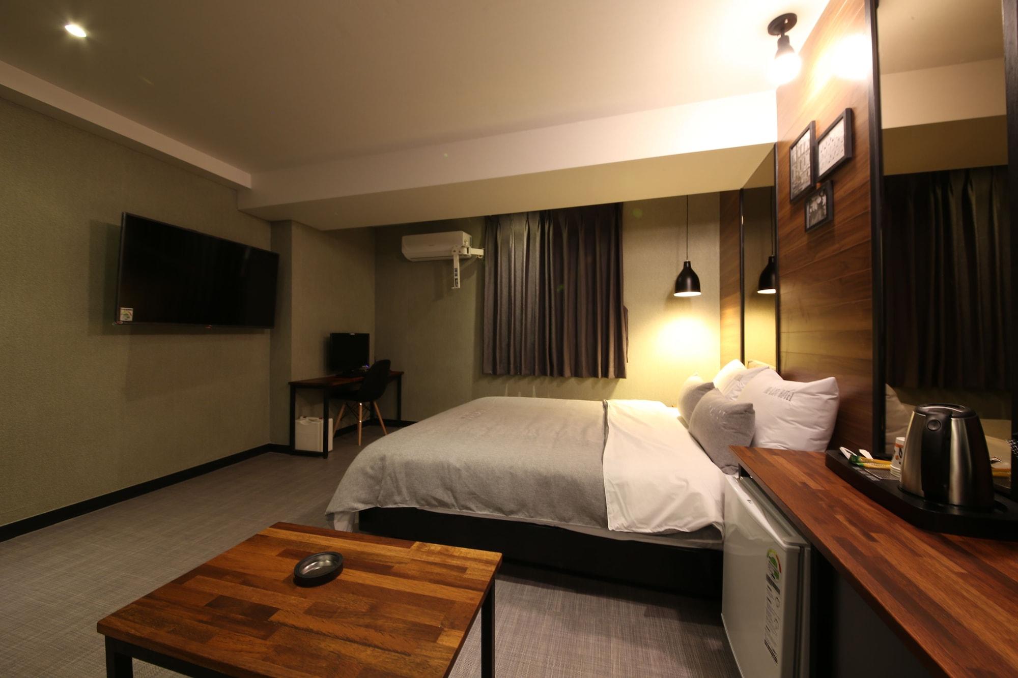 The Last Hotel Nampo Busan Buitenkant foto