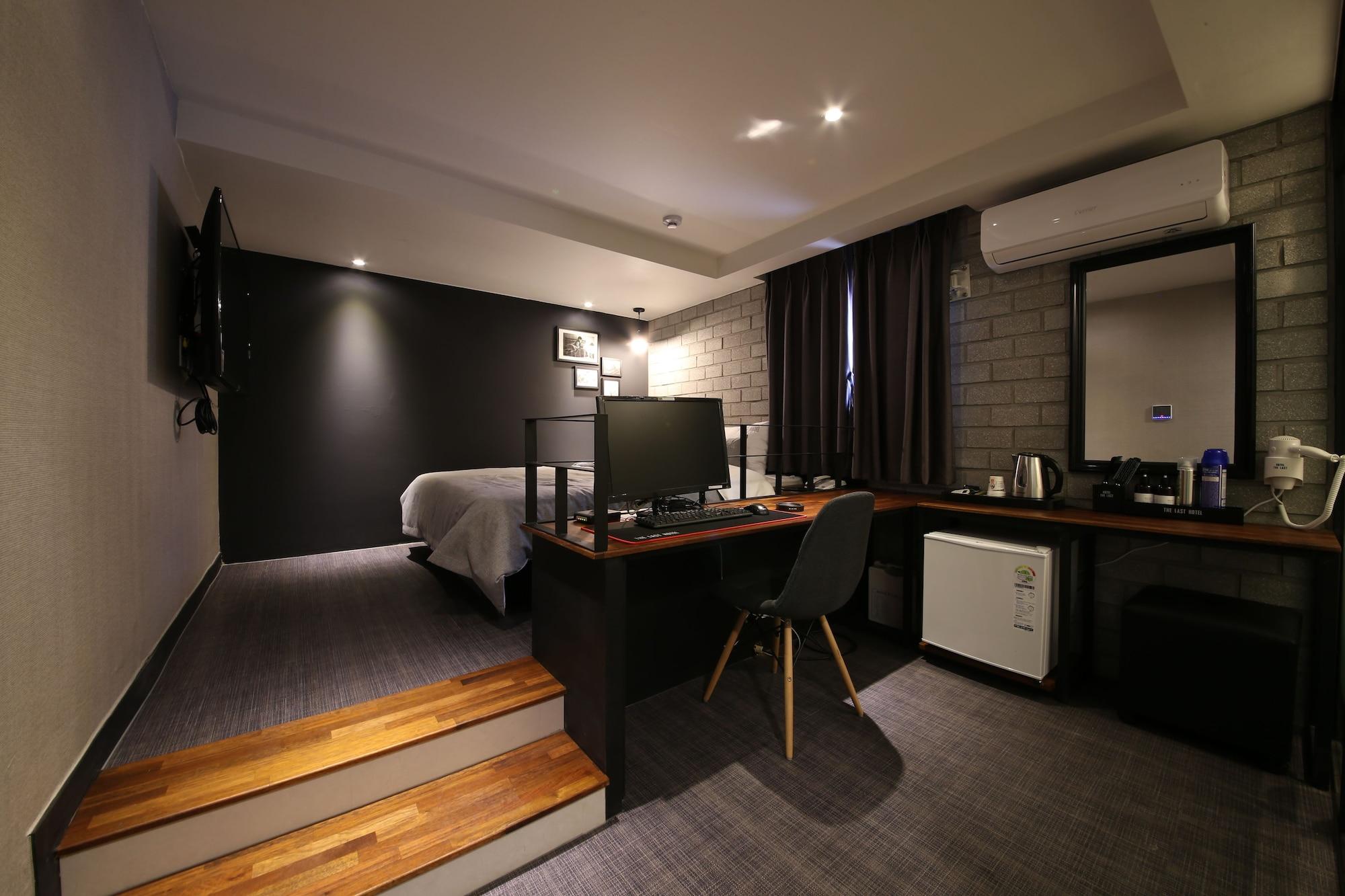The Last Hotel Nampo Busan Buitenkant foto